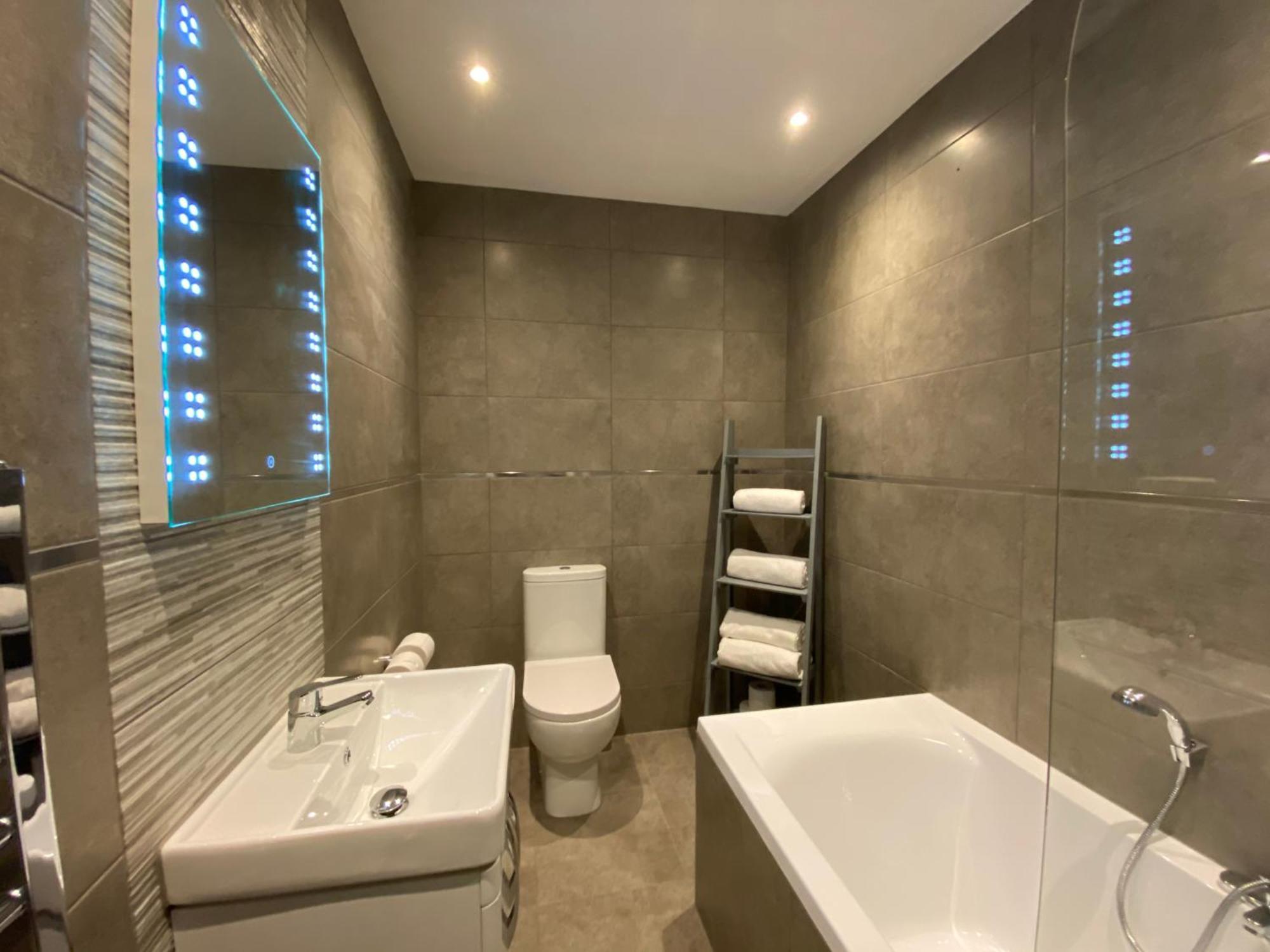 Eden Escapes Serviced Apartments Morecambe Exterior foto